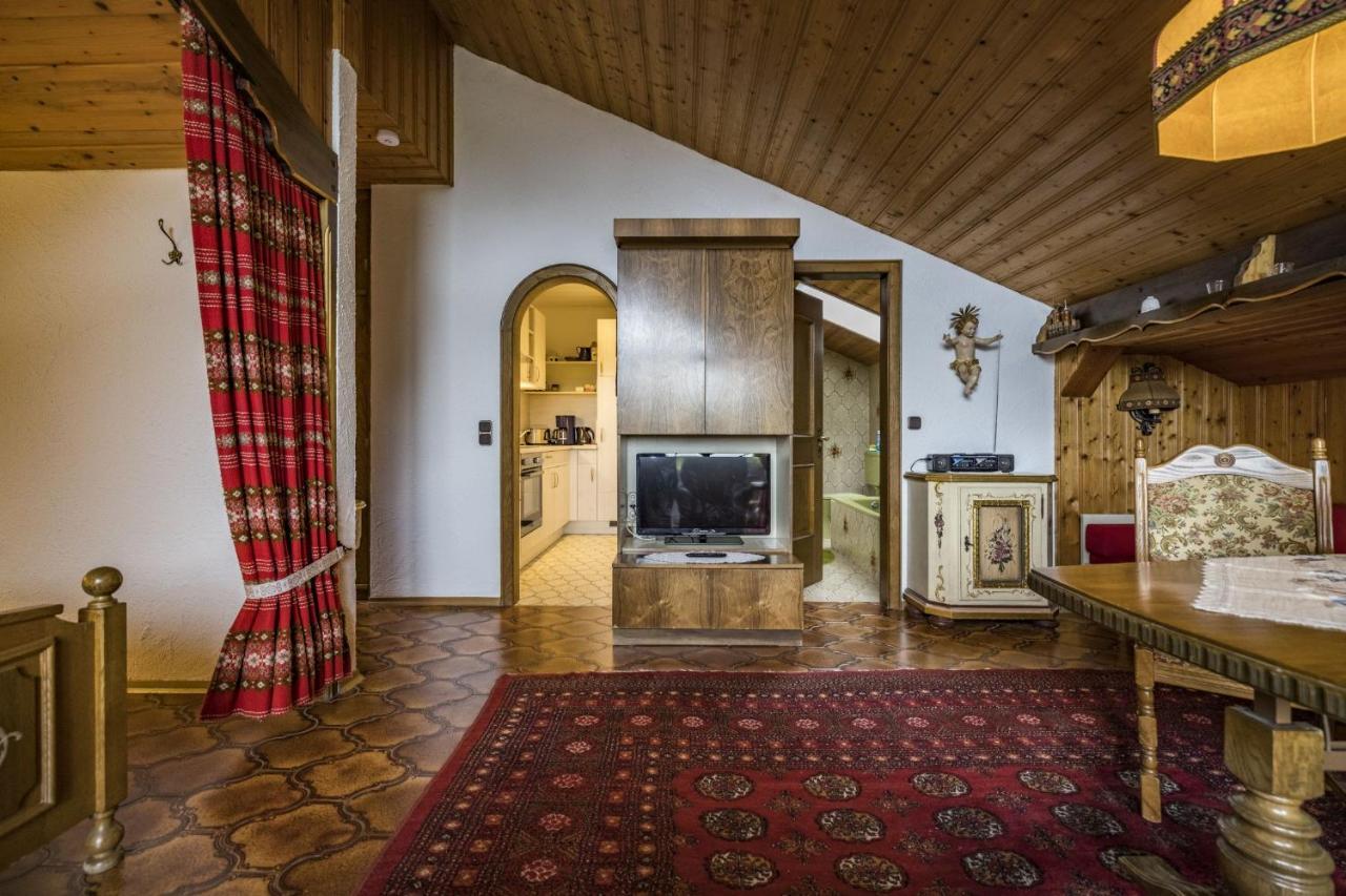 Gaestehaus Faerbinger Bayerisch Gmain Bagian luar foto